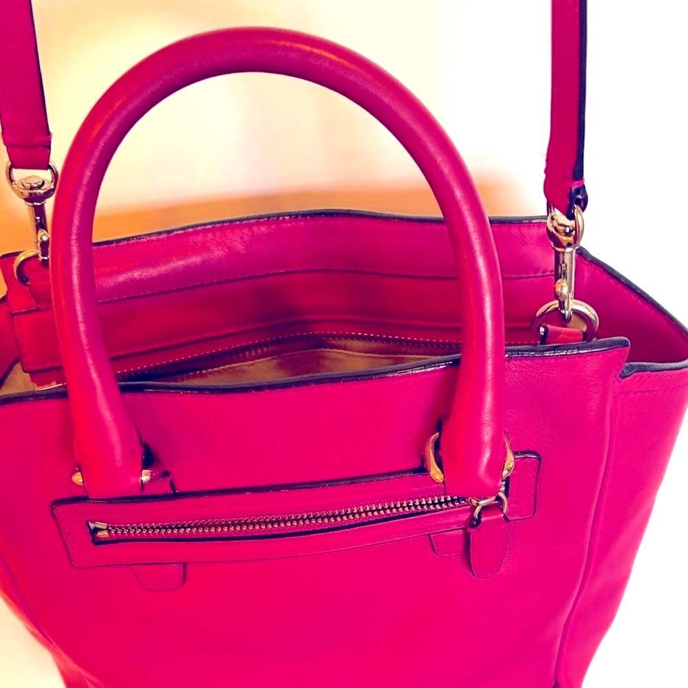 Coach Tanner Tassel Fuchsia Leather Shoulder/Crossbody Bag - Like New! - Picture 9 of 15